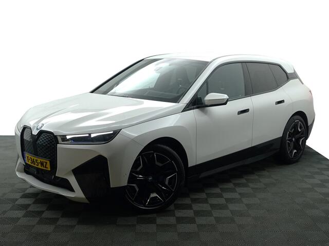 BMW iX xDrive40 M Sport Plus 77 kWh- Stoelmassage, Harman Kardon, 360 Camera, Head Up, Memory Seats, Sfeerverlichting