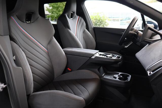 BMW iX xDrive60 | M Sportpakket | Comfort Pack | Innovation Pack
