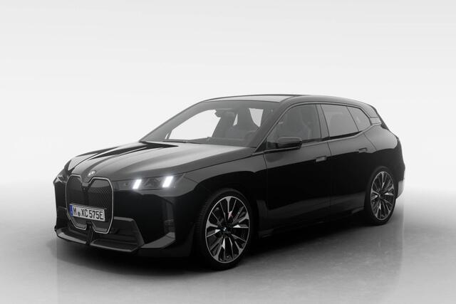 BMW iX xDrive45 | M Sport Pro | Innovation Pack | Comfort Pack | Sky Lounge