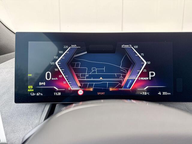 BMW iX xDrive45 101 kWh Trekhaak | Innovation Pack | M Sport |