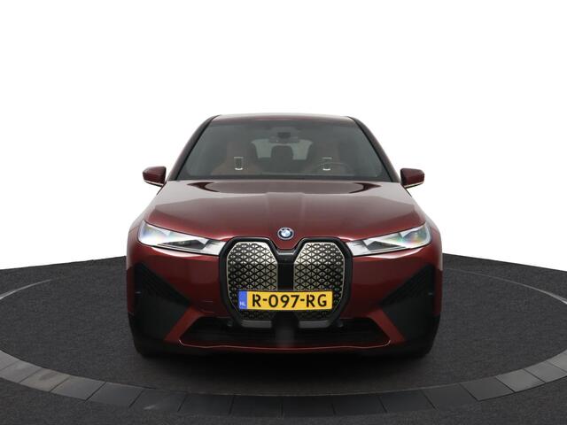 BMW iX XDrive40 Executive 77 kWh |NAP|SOH 97,4%|Leder|Memory