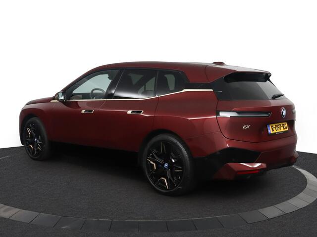 BMW iX XDrive40 Executive 77 kWh |NAP|SOH 97,4%|Leder|Memory