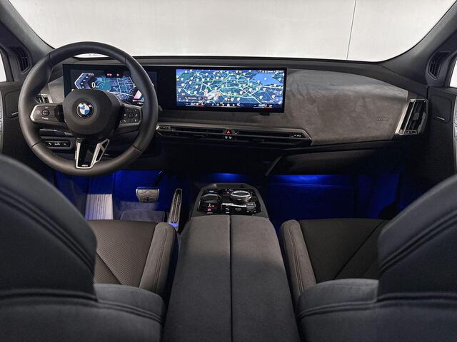 BMW iX xDrive45 101 kWh | Selections | Trekhaak met elektrisch wegklapbare kogel