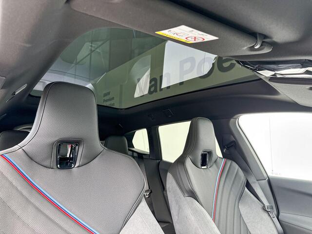 BMW iX xDrive45 101 kWh