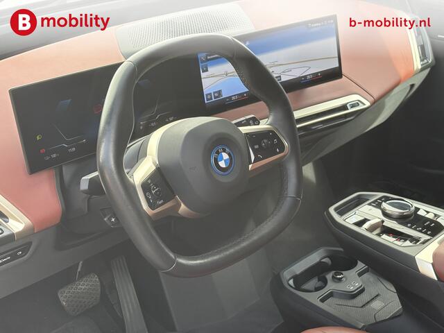 BMW iX xDrive50 High Executive Sportpakket Trekhaak 2500kg | Sportpakket | Harman/Kardon Sound System | Driving Assistant | Parking Assist. Plus | DAB Radio | 360 Camera