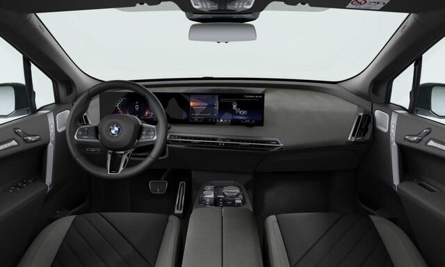 BMW iX xDrive45 | M Sportpakket Pro | Comfort Pack | Innovation Pack | Luchtvering | Soft-close | Trekhaak