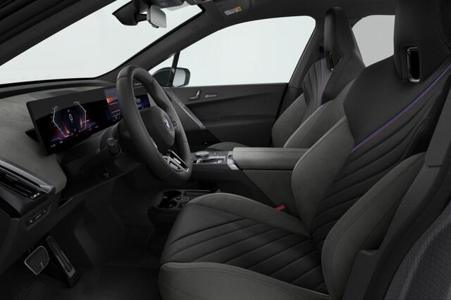 BMW iX xDrive45 101 kWh | M Sportpakket Pro | Comfort Pack | Innovation Pack | Trekhaak