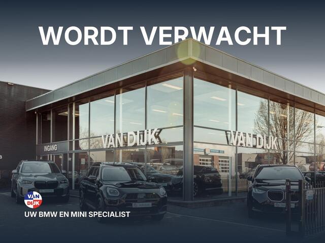 BMW iX xDrive45 M Sportpakket Harman/Kardon Comforttoegang Iconic Glow Driving Ass Pro Parking Assistant Pro 21'' LM Velgen