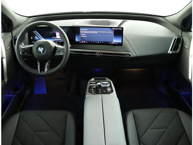 BMW iX xDrive40 | Sport Package | Panoramadak | Harman/Kardon