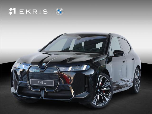 BMW iX xDrive M70 | Comfort Pack | Innovation Pack | Klasse 5 Alarm |