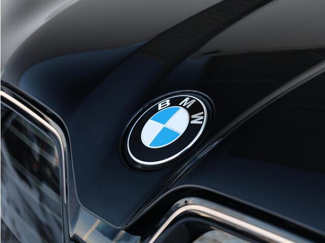 BMW iX xDrive M70 | Comfort Pack | Innovation Pack | Klasse 5 Alarm |