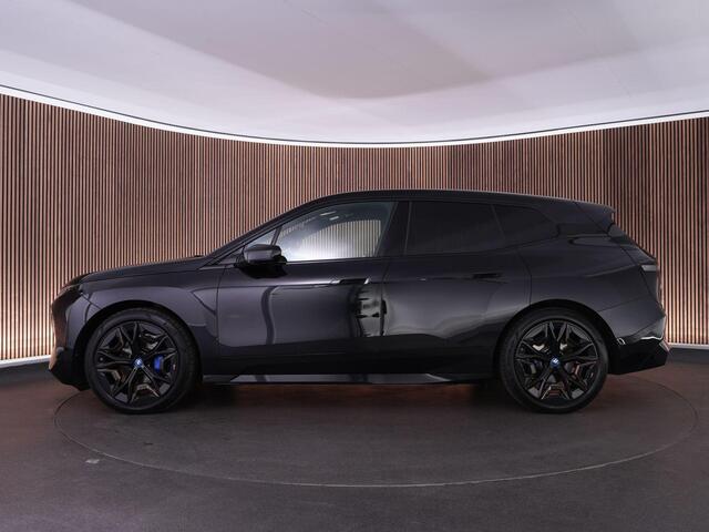 BMW iX xDrive50 Business Edition Plus 112 kWh |BTW-auto|sportpakket|Bowers & Wilkens|pano sky lounge|soft close|Laser LED|massage|memory|Apple Carplay|360 camera|22" LMV|