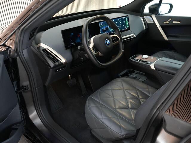 BMW iX xDrive50 Business Edition Plus 112 kWh |BTW-auto|sportpakket|Bowers & Wilkens|pano sky lounge|soft close|Laser LED|massage|memory|Apple Carplay|360 camera|22" LMV|