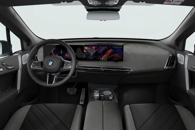 BMW iX xDrive45 101 kWh | M Sportpakket Pro | Comfort Pack | Bowers & Wilkins Diamond Surround Sound Systeem | Trekhaak