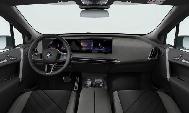 BMW iX xDrive60 112 kWh M Sportpakket Pro | Innovation Pack | Onderstelpakket