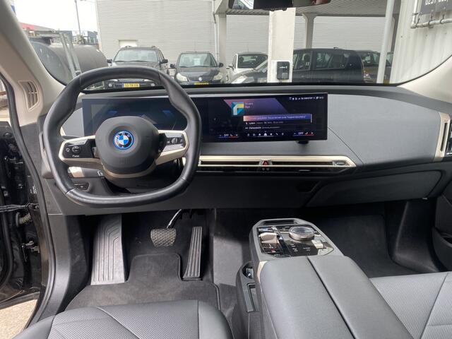 BMW iX xDrive40 Executive
