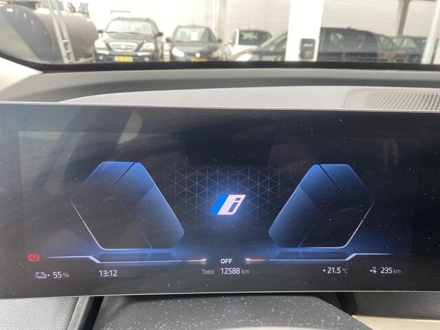 BMW iX xDrive40 Executive