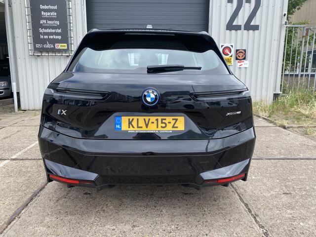 BMW iX xDrive40 Executive