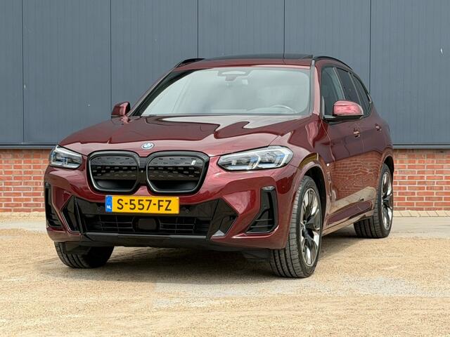 BMW iX High Executive 80 kWh M-Sport Pano / HUD / Harman Kardon