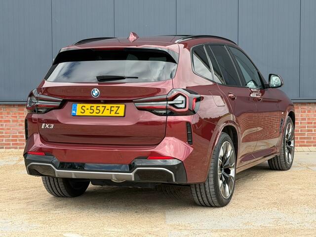 BMW iX High Executive 80 kWh M-Sport Pano / HUD / Harman Kardon