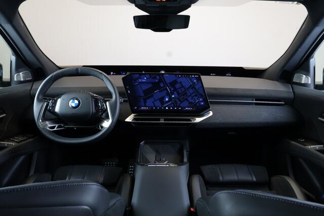 BMW iX 50 xDrive - M Sport Pro - Pano - Trekhaak - Harman/Kardon