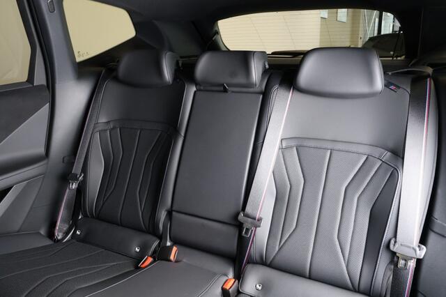 BMW iX 50 xDrive - M Sport Pro - Pano - Trekhaak - Harman/Kardon