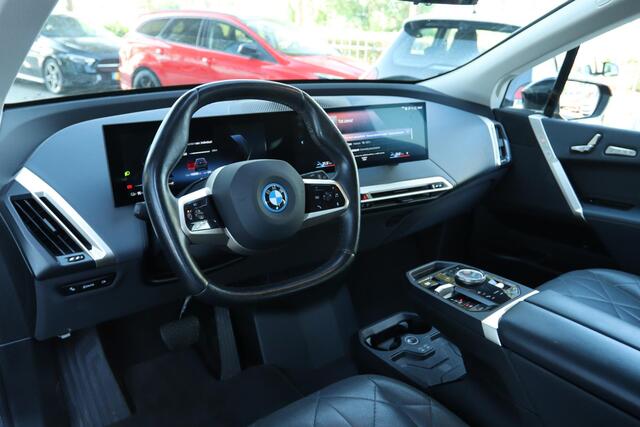 BMW iX XDRIVE HIGH EXECUTIVE 77KWH SOH 99.4% | CARPLAY | HUD | ACC | MASSAGE | 360 CAMERA | KEY-LESS | TREKHAAK
