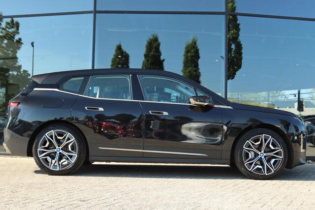 BMW iX XDRIVE HIGH EXECUTIVE 77KWH SOH 99.4% | CARPLAY | HUD | ACC | MASSAGE | 360 CAMERA | KEY-LESS | TREKHAAK