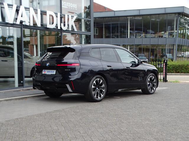 BMW iX xDrive45 Innovatiespakket Harman/Kardon M Sportpakket Drive Assi Pro Stuurwielverwarming 21''LM Velgen