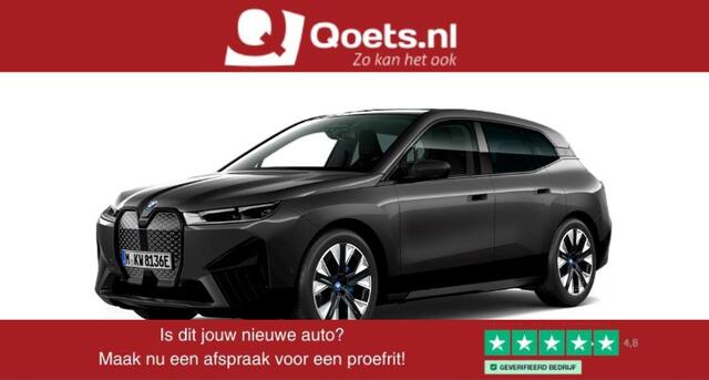 BMW iX xDrive40 Sportpakket - Trekhaak - Panoramadak - Multifunctionele stoelen voor - Getinte Ruiten -