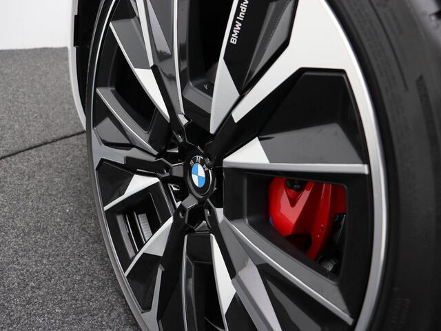 BMW iX xDrive45 M Sportpakket Pro | Innovation Pack | Sky Lounge