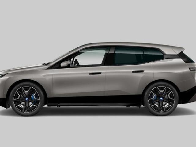 BMW iX xDrive40 Skylounge | CoPilot | Elektr. Trekhaak | Harman Kardon