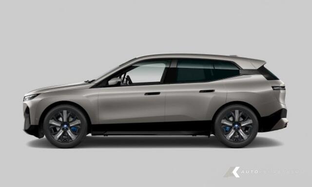 BMW iX xDrive40 Sportpakket | Driving Ass. Prof. | 360 Camera | Head-Up | Harman/Kardon | Stoelventilatie | Laserlicht |