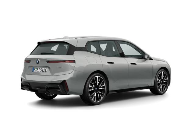 BMW iX xDrive45 101 kWh | M Sportpakket Pro | Innovation Pack