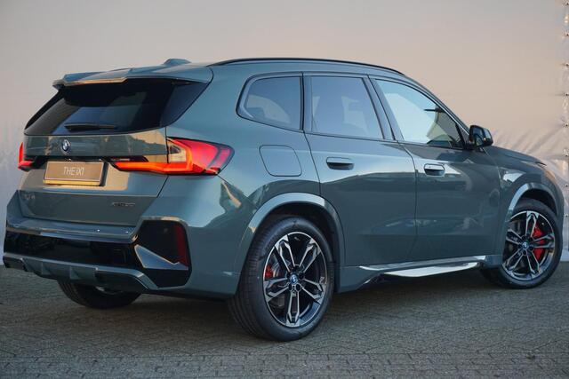 BMW iX1 xDrive30 M Sportpakket Pro | Innovation Pack | Comfort Pack