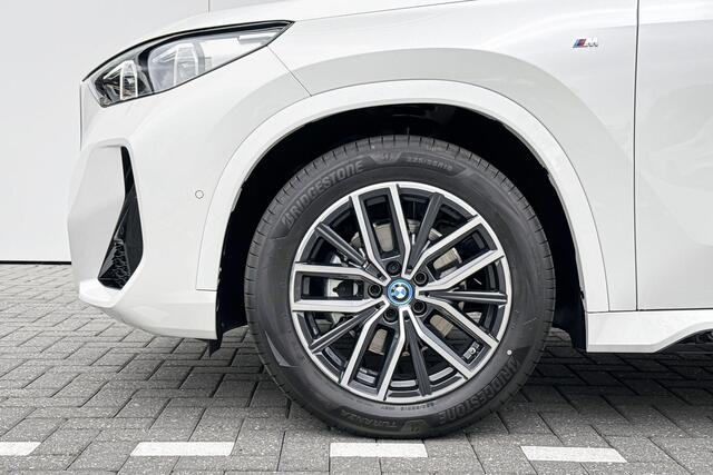 BMW iX1 eDrive20 67 kWh
