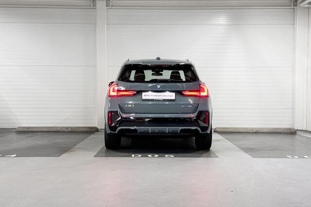 BMW iX1 xDrive30 | M-Sport | Premium Pack | Comfort Access