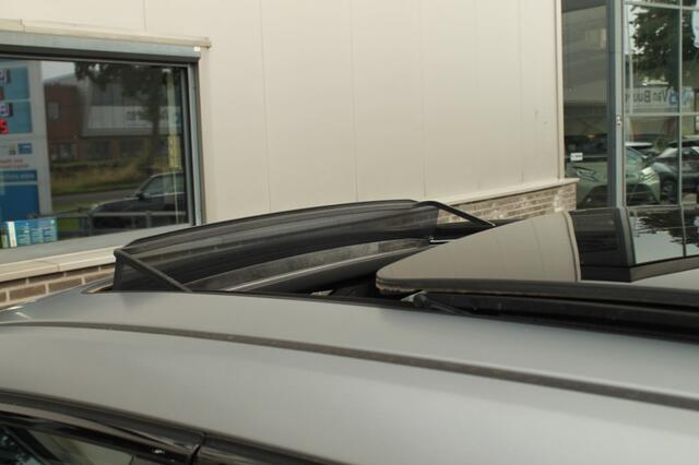 BMW iX1 eDrive20 MSport Pro - M Stoelen - Pano - 20 inch LMV