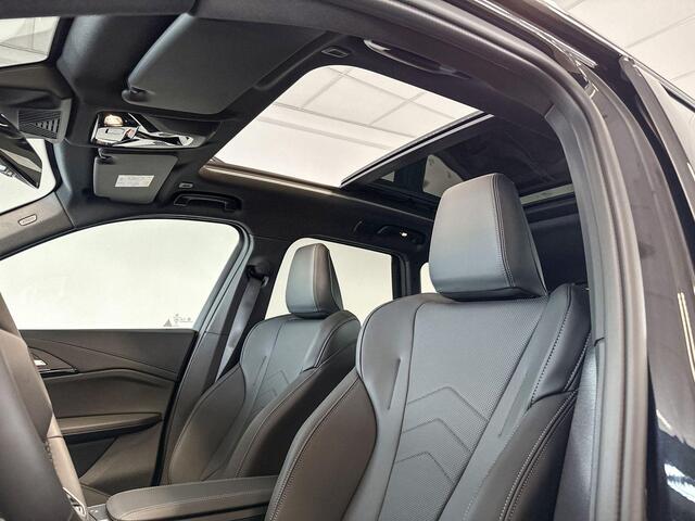 BMW iX1 eDrive20 67 kWh | M Sport | Glazen Panoramadak | Harman Kardon | Stoelverwarming | Trekhaak |