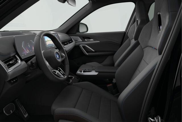 BMW iX1 eDrive20 M Sportpakket Pro