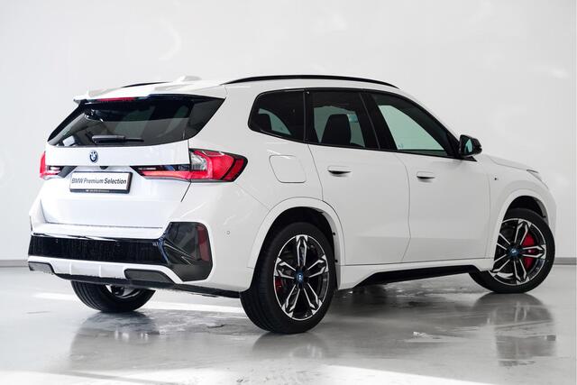 BMW iX1 eDrive20 M Sportpakket Pro