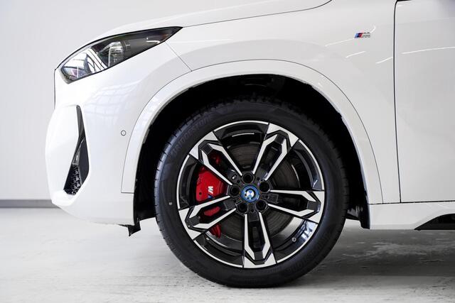 BMW iX1 eDrive20 M Sportpakket Pro