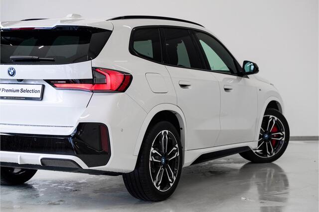 BMW iX1 eDrive20 M Sportpakket Pro