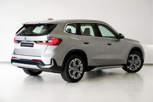 BMW iX1 xDrive30 xLine