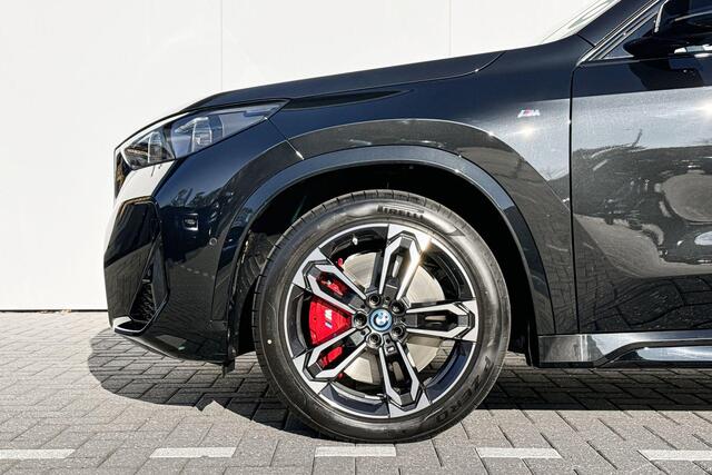 BMW iX1 eDrive20 67 kWh