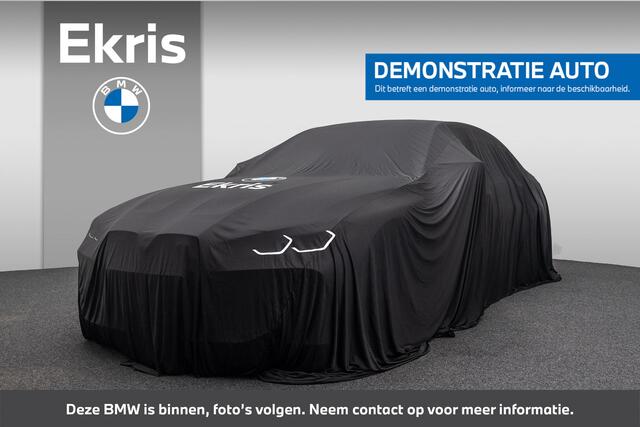 BMW iX1 eDrive20 xLine | Travel Pack | Parking Assistant | Glazen panoramadak | Extra getint glas