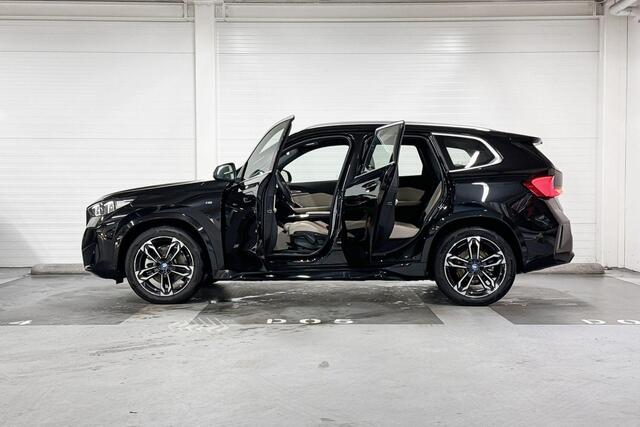 BMW iX1 xDrive30 Launch Edition 67 kWh