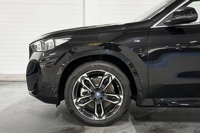 BMW iX1 xDrive30 Launch Edition 67 kWh