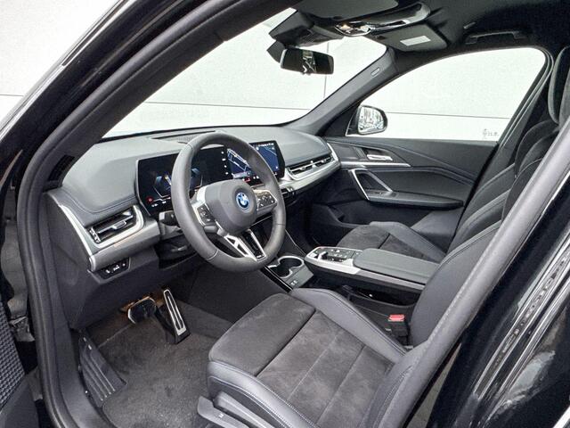BMW iX1 eDrive20 67 kWh