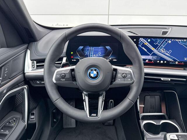 BMW iX1 eDrive20 67 kWh